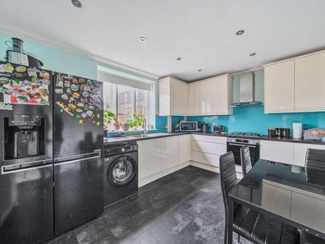 House for sale in Watford, South Oxhey