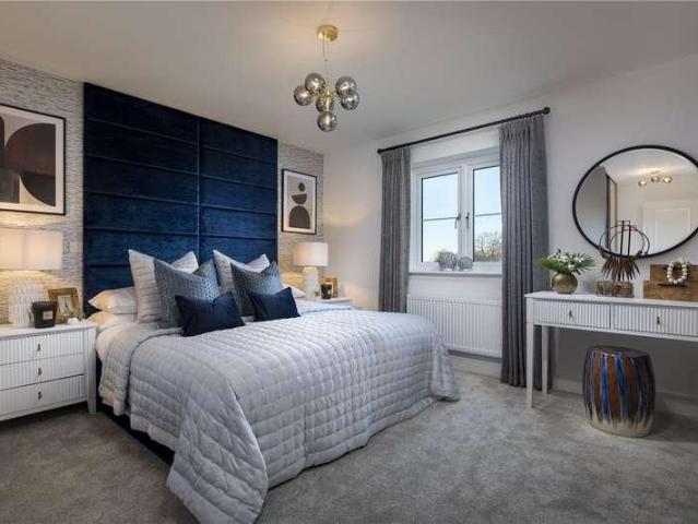 House for sale in Row Town, Surrey