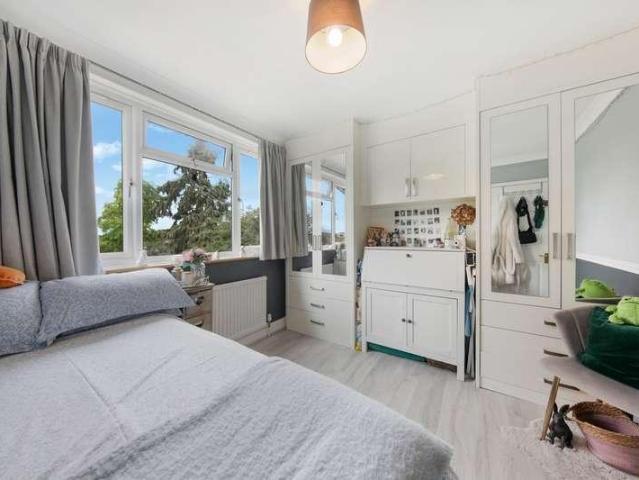 House for sale in Kingsbury, Greater London