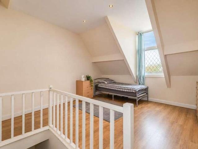 House for sale in Pinders Heath, West Yorkshire