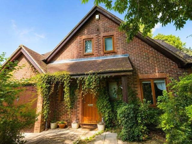 House for sale in Bolton Low Houses, Hampshire