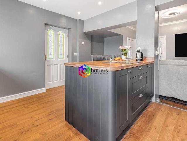 House for sale in Aston cum Aughton, Swallownest