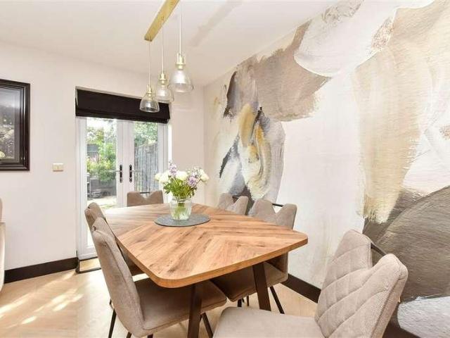 House for sale in Minster-on-Sea, Oad Street