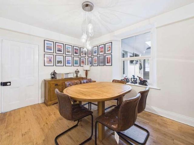 House for sale in Liskeard, Cornwall