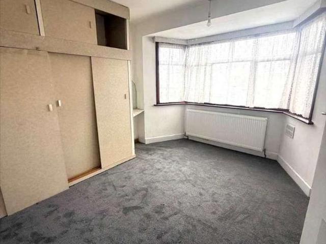 House for sale in Kingsbury, Greater London