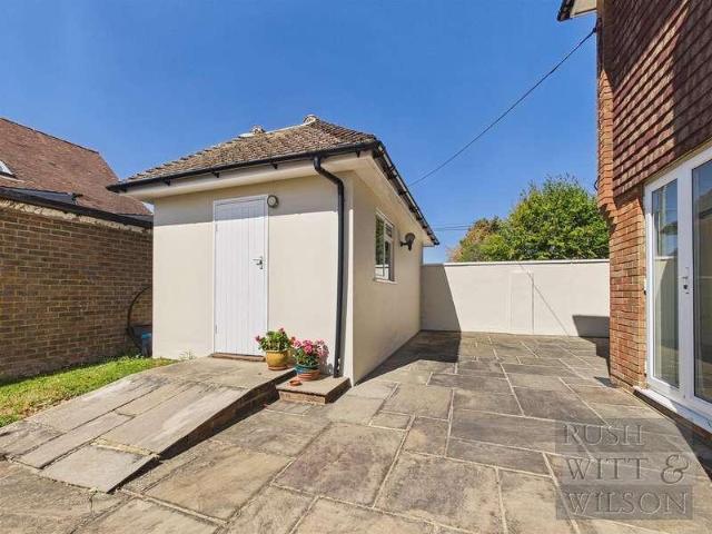 House for sale in Battle, Heathlands