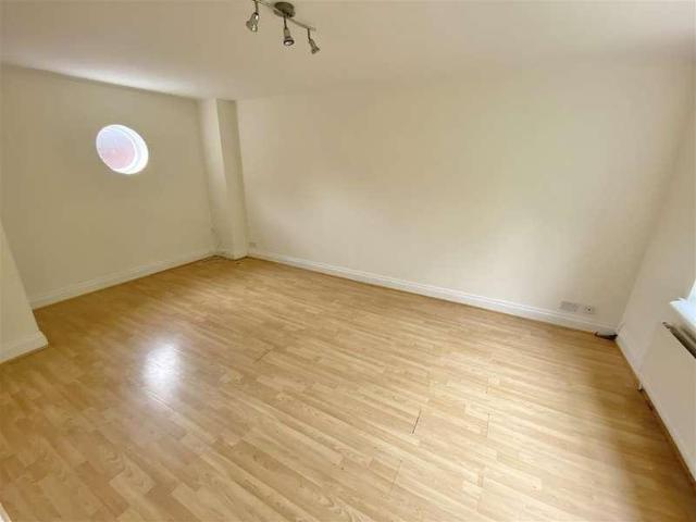 House for sale in Colshaw Farm, Wilmslow