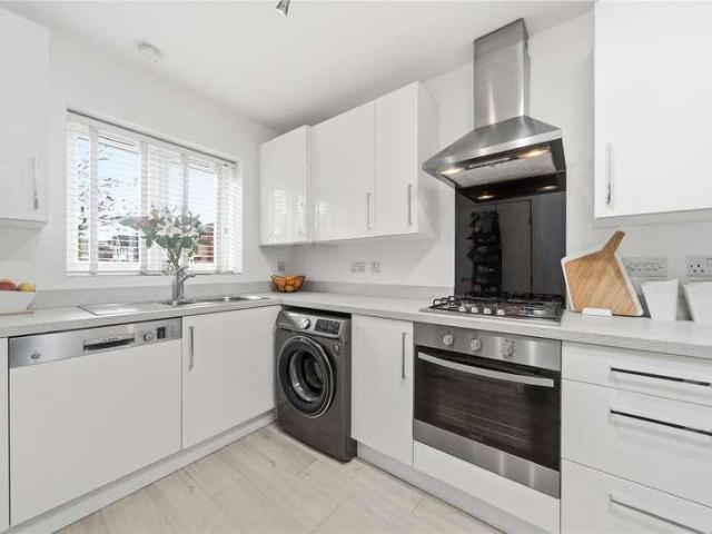 House for sale in Meon Vale, Alderminster