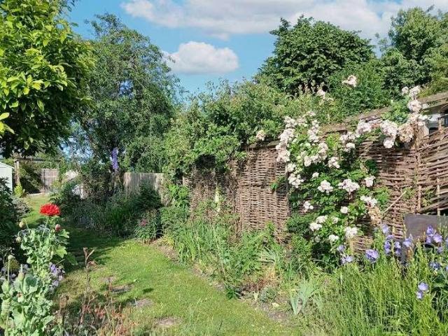 House for sale in Chelmondiston, Suffolk