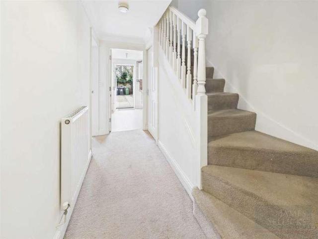 House for sale in Stanford On Avon, Leicestershire