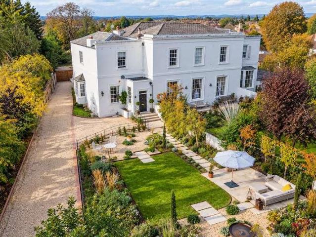 House for sale in Marle Hill, Cheltenham