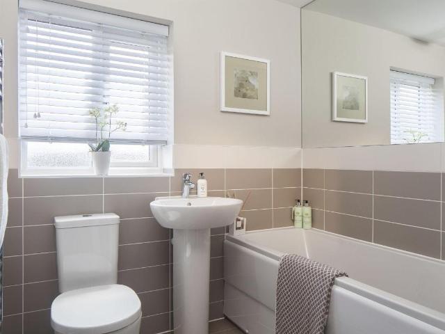 House for sale in Elmfield, Leicestershire