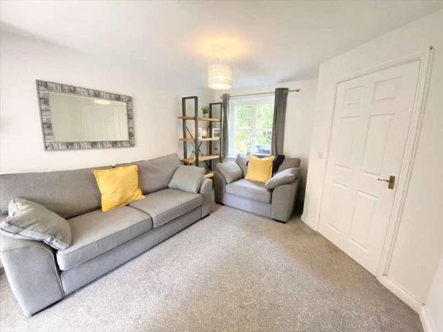 House for sale in Barton In Fabis, East Midlands