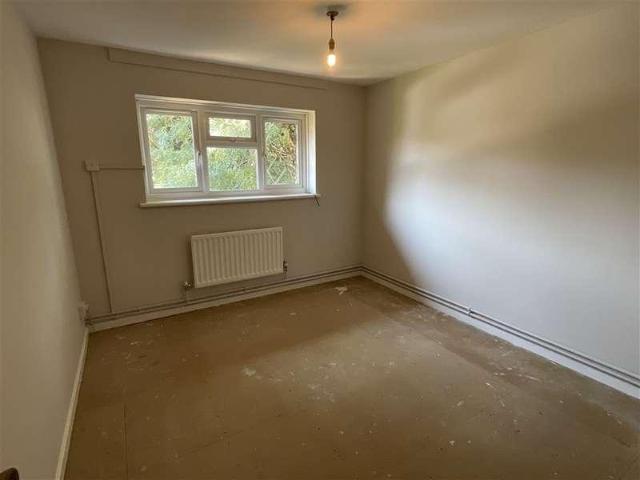 House for sale in Broadfield, Crawley