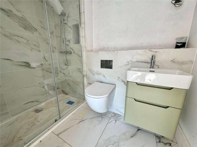 House for sale in Highcliffe