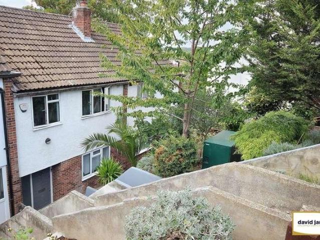 House for sale in London Borough of Croydon, Upper Norwood