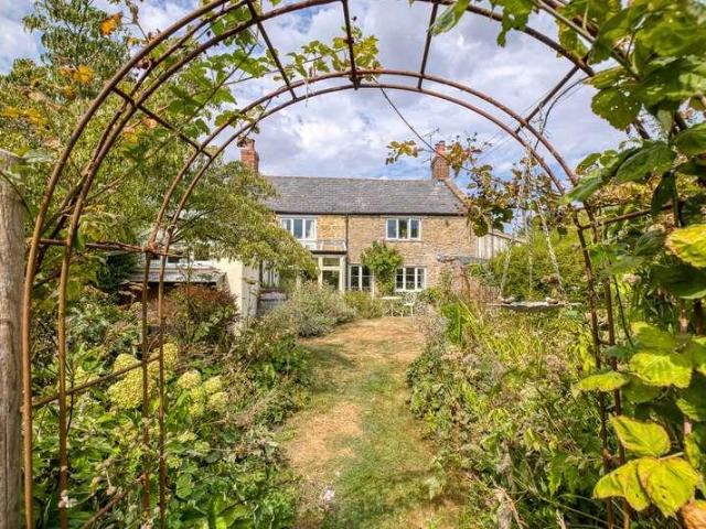 House for sale in Somerset