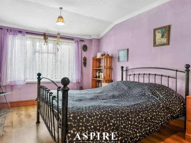 House for sale in Vange, Essex