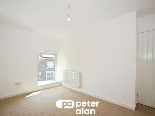 House for sale in Bargoed, Wales