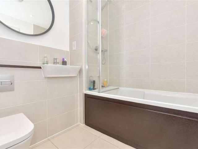 House for sale in Bridgefield, Kent