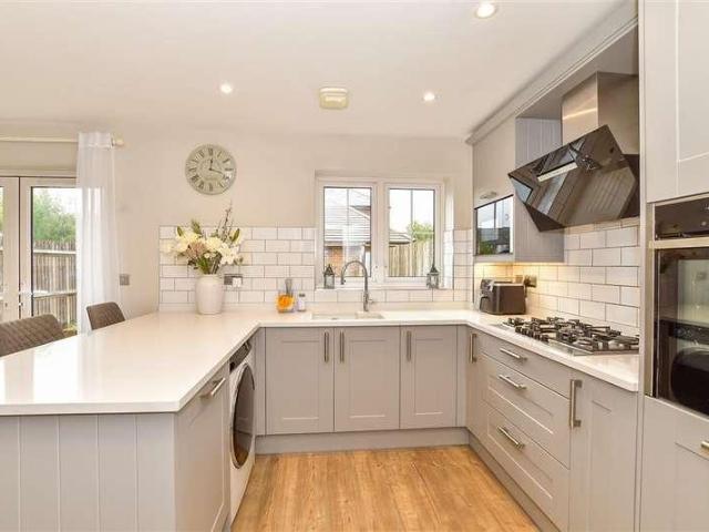 House for sale in Midway, Kent