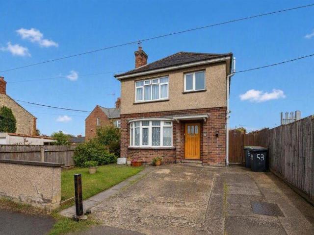 House for sale in Irthlingborough, North Northamptonshire