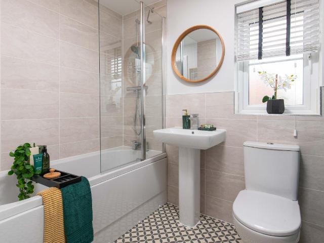House for sale in Kingsbrook, Buckinghamshire