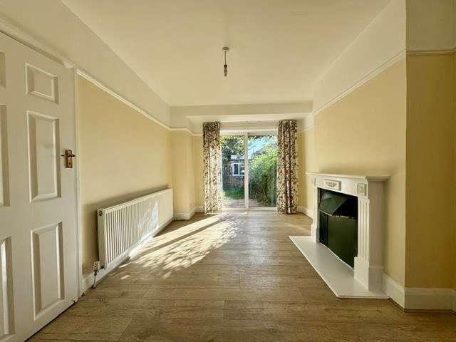 House for sale in Wood End, Greater London