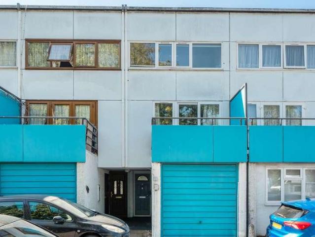 House for sale in London Borough of Merton, Greater London