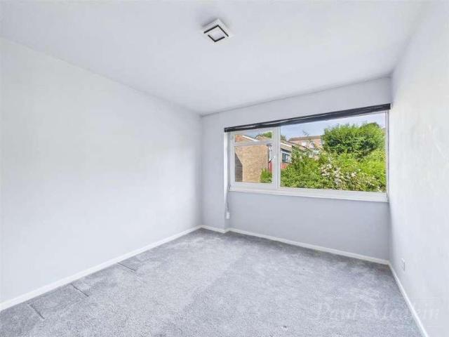 House for sale in London Borough of Croydon, Forestdale