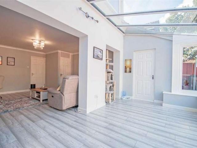 House for sale in Chelmsford, Chelmer Village