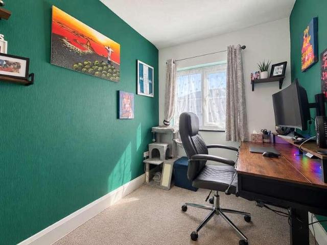 House for sale in Alton Barnes, Essex