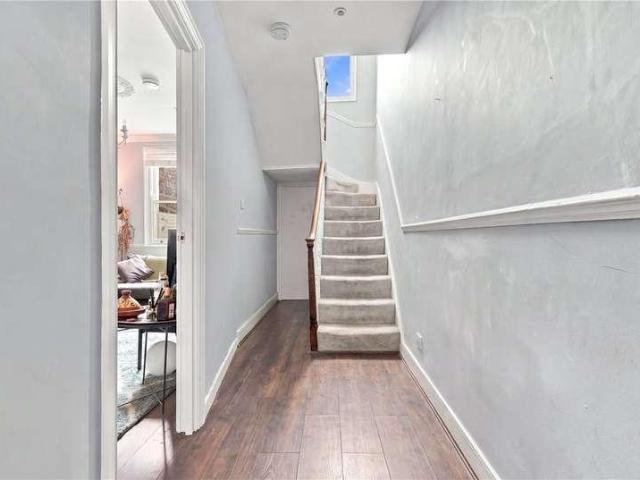 House for sale in Mildmay Park, Greater London