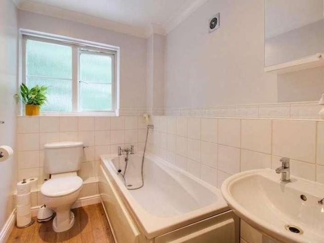 House for sale in Bridgefield, Kent