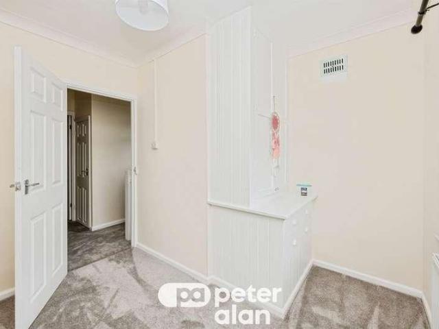 House for sale in Cimla, Neath