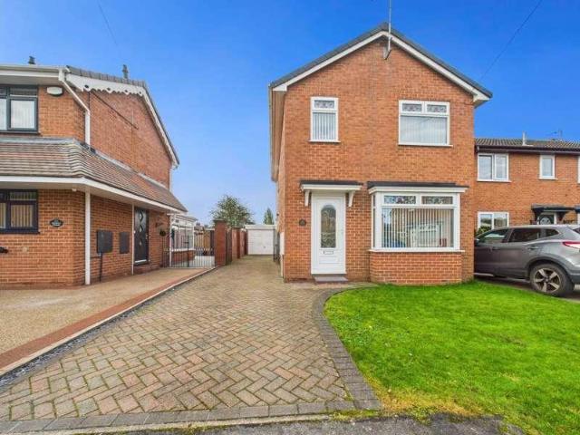 House for sale in Longhill, Hull