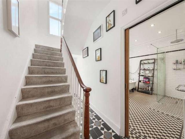 House for sale in Archway, Greater London