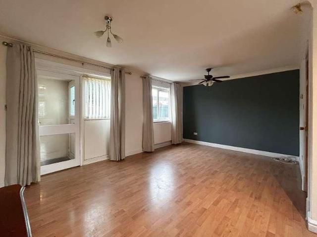 House for sale in Georgia, Greater Manchester
