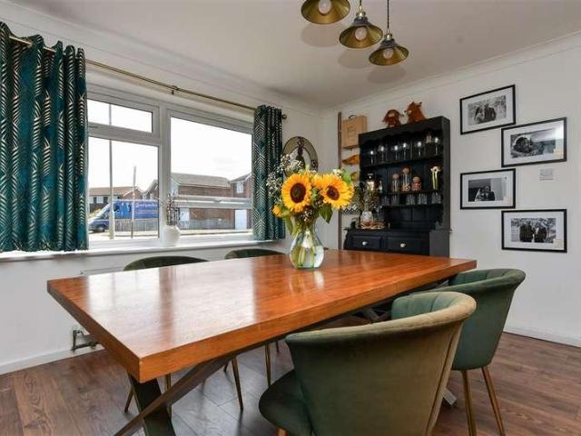 House for sale in Beltinge, The Bridge