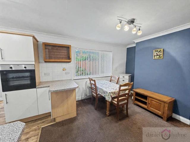 House for sale in Kingsley Moor, Staffordshire