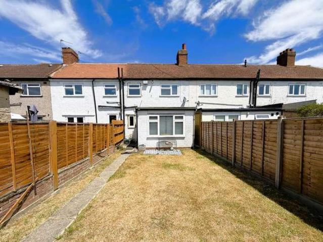 House for sale in Worcester Park, Greater London