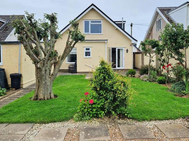 House for sale in Porthcawl, Nottage