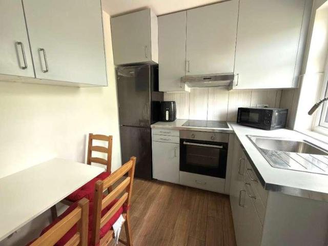 House for sale in Farley Hill, Spring Park