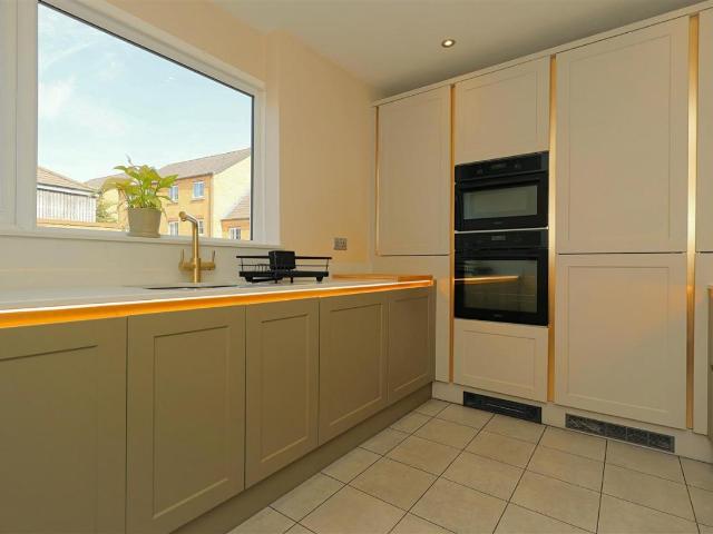 House for sale in Pudsey, West Yorkshire