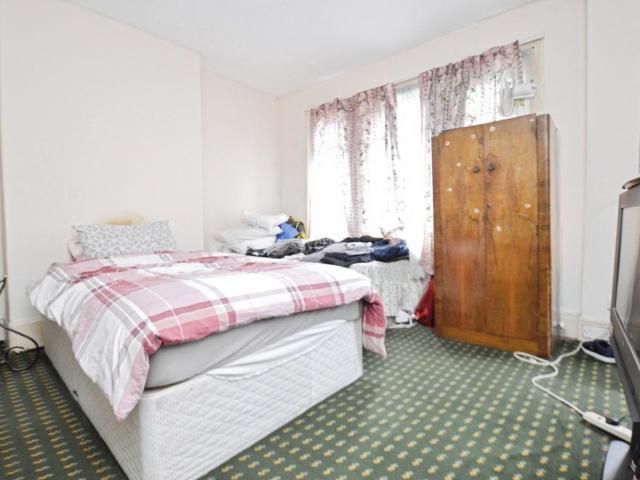 House for sale in Plaistow, Greater London