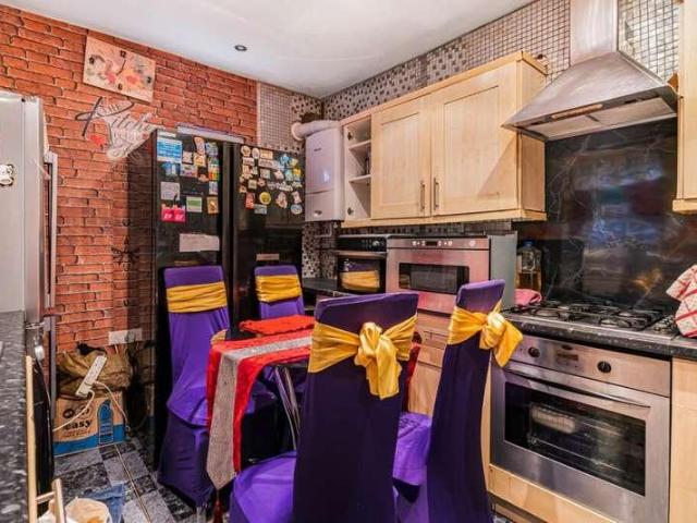 House for sale in London Borough of Croydon, Thornton Heath