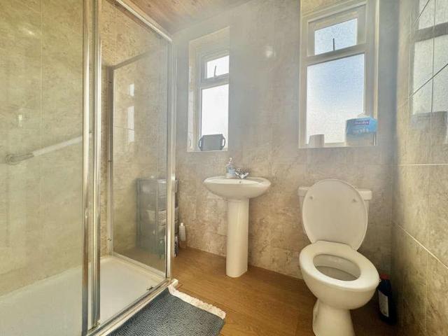 House for sale in Edmonton, Greater London