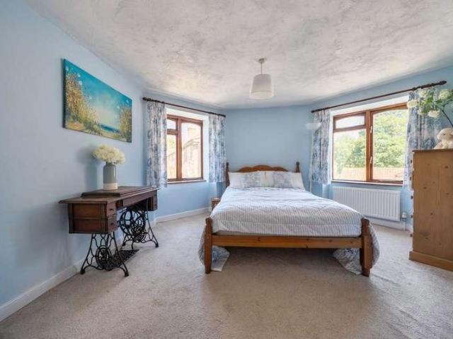 House for sale in Brentingby, Leicestershire