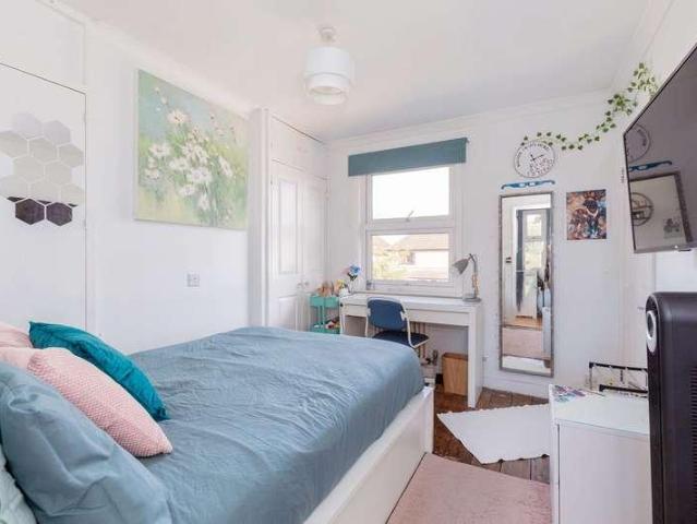 House for sale in Holyport, Bray