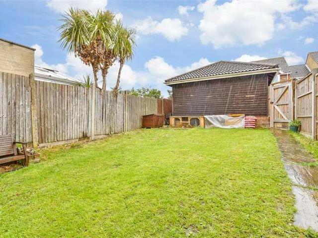 House for sale in Hook, Greater London